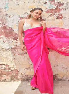 Kiara Advani exudes summer vibes in pink saree and ivory blouse