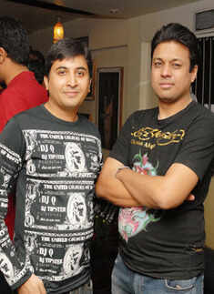 Nikita Darda's birthday bash