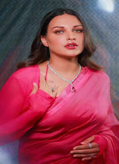 Himanshi Khurana and her love for sarees is elegance personified