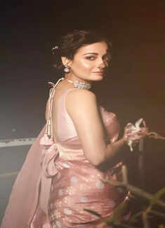 Dia Mirza's dreamy ethnic wardrobe is bookmark-worthy 