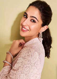 Sara Ali Khan sets fashion bar high in an exquisite blush pink co-ord set