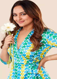 ​Sonakshi Sinha proves that she never had a bad hair day ​