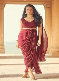 Shraddha Kapoor is the epitome of elegance in ethnic wear