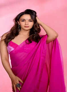 Alia Bhatt channels her inner Rani in elegant saree