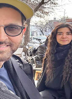 ​Hrithik Roshan enjoys vacay with his &lsquo;Winter Girl&rsquo; Saba Azad in Buenos Aires