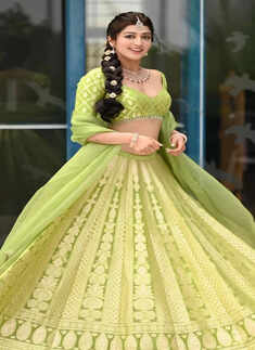 ​Pranita Subhash's ethnic looks are bookmark-worthy ​