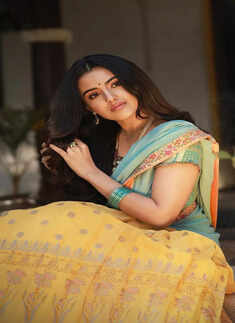 Malvika Sharma&rsquo;s bewitching ethnic looks