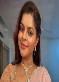 Na Umra Ki Seema Ho: Sneha Wagh aka Amba Mehta's goodbye post is winning the internet