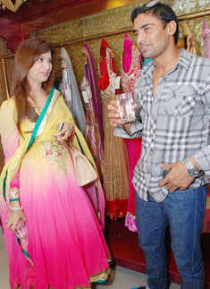 Kalki, Prateik @ Aashmeen Munjal's party