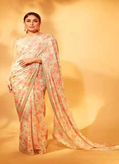Kareena Kapoor captivates the internet in a beautiful floral saree
