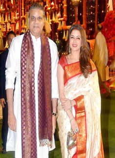 Bhagyashree, Himalaya Dasani