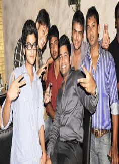 Viraj & Pawan Ratan's b'day party