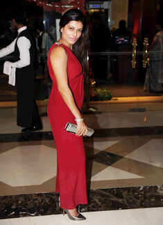 B'wood divas at BT's 17th anniv party