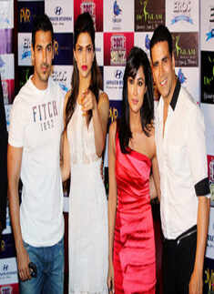 Akki, John, Dips promote 'Desi Boyz'