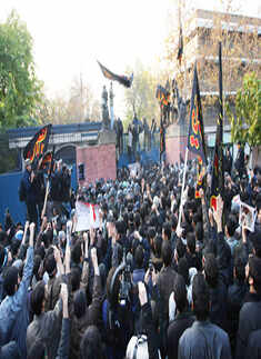 Protesters storm UK embassy in Tehran