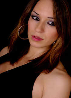 Models pose for photoshoot!