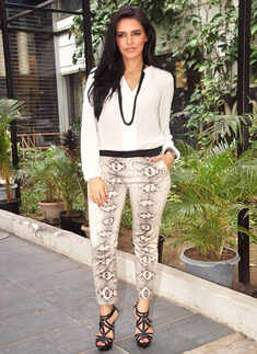 Neha launches 'Sunburn Chopper'