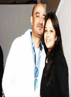 'Shroom Sunsets over the Qutab'