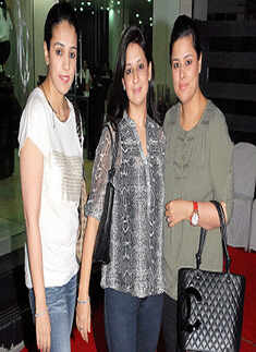 Inauguration of 'Rain' saloon