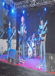 Band Inception's performance