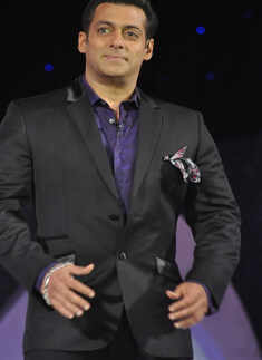 Most followed B'wood celebs on Twitter