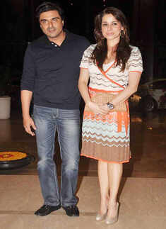 Neelam behind Piggy, SRK's affair rumours?