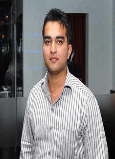 Party @ Mangi Forever lounge