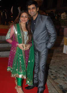 Deepshikha & Kaishav Arora's reception