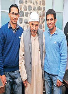 Celebs @ Khan Chacha outlet launch