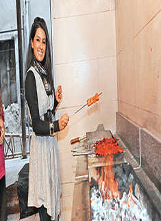 Celebs @ Khan Chacha outlet launch