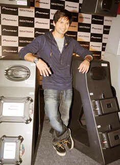 Shahid promotes 'Pioneer'