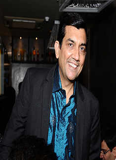 Sanjeev Kapoor @ Indian Art Summit pre party 