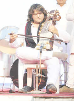 Kamal Sabri performs in Tihar