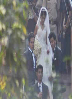 Riteish-Genelia marry in church