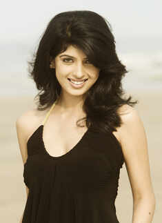 'Toasty' Aishwarya bags 'Cadbury'