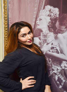 Vinisha Tulsiani's b'day party