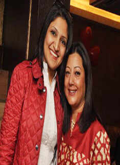 Pre-Valentine's party @ Spoons