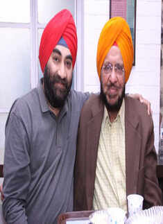 Celebs at Khan Chacha outlet launch