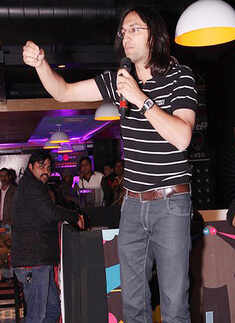 Papa CJ performs at Spot cafe & Bar