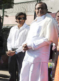 P Chidambaram @ Classic Car Parade