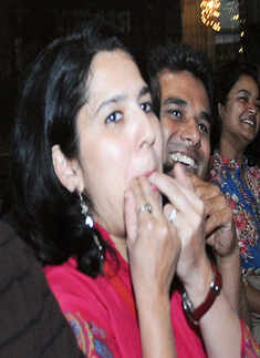 Laughing it loud @ 1 Boulevard