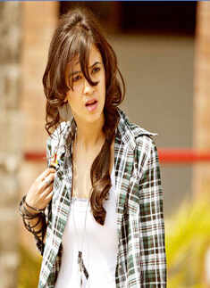 Most Promising Newcomer of 2011: Female