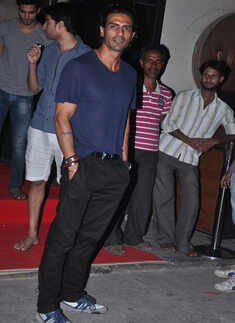 Arjun and Rohit Bal's bash at Shiro