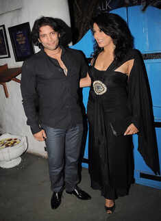 Akashdeep Saigal, Pooja Bedi