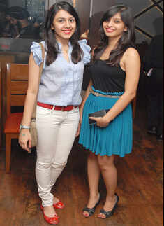 Saturday Night Party @ Mangi Forever