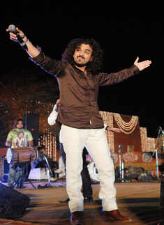 Toshi, Swaroop and Shraib @ Musical Evening