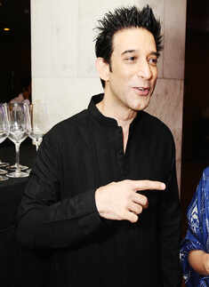 Lalit Bhasin's dinner bash