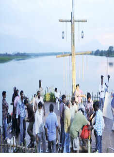 On the Sets: 'Gabbar Singh'