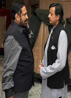 Celebs @ Ryan and Manik Karanjawala's wedding anniversary