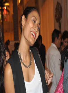 Suneet Varma completes 25 yrs